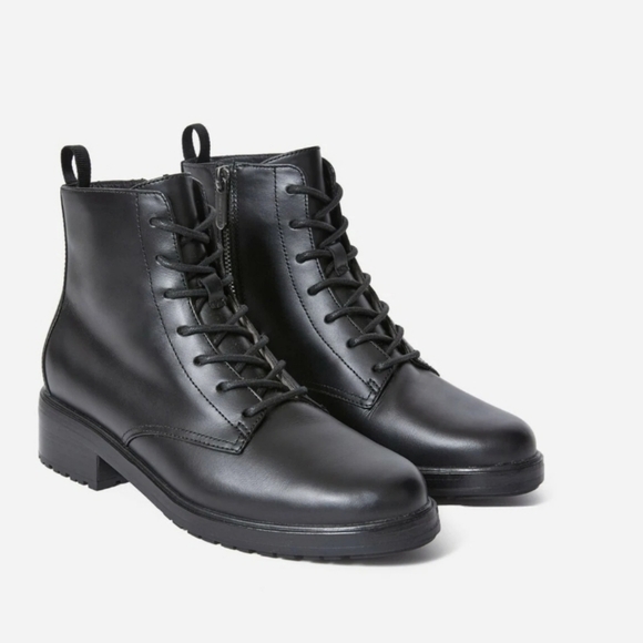 Everlane The Modern Utility Lace-Up Boot Black Women Size 5 NEW in box !! - Picture 3 of 11